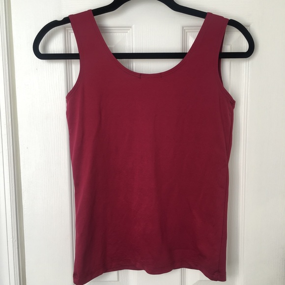 5/$25 A'Nue Ligne Cranberry Workout Tank Top - Picture 3 of 5